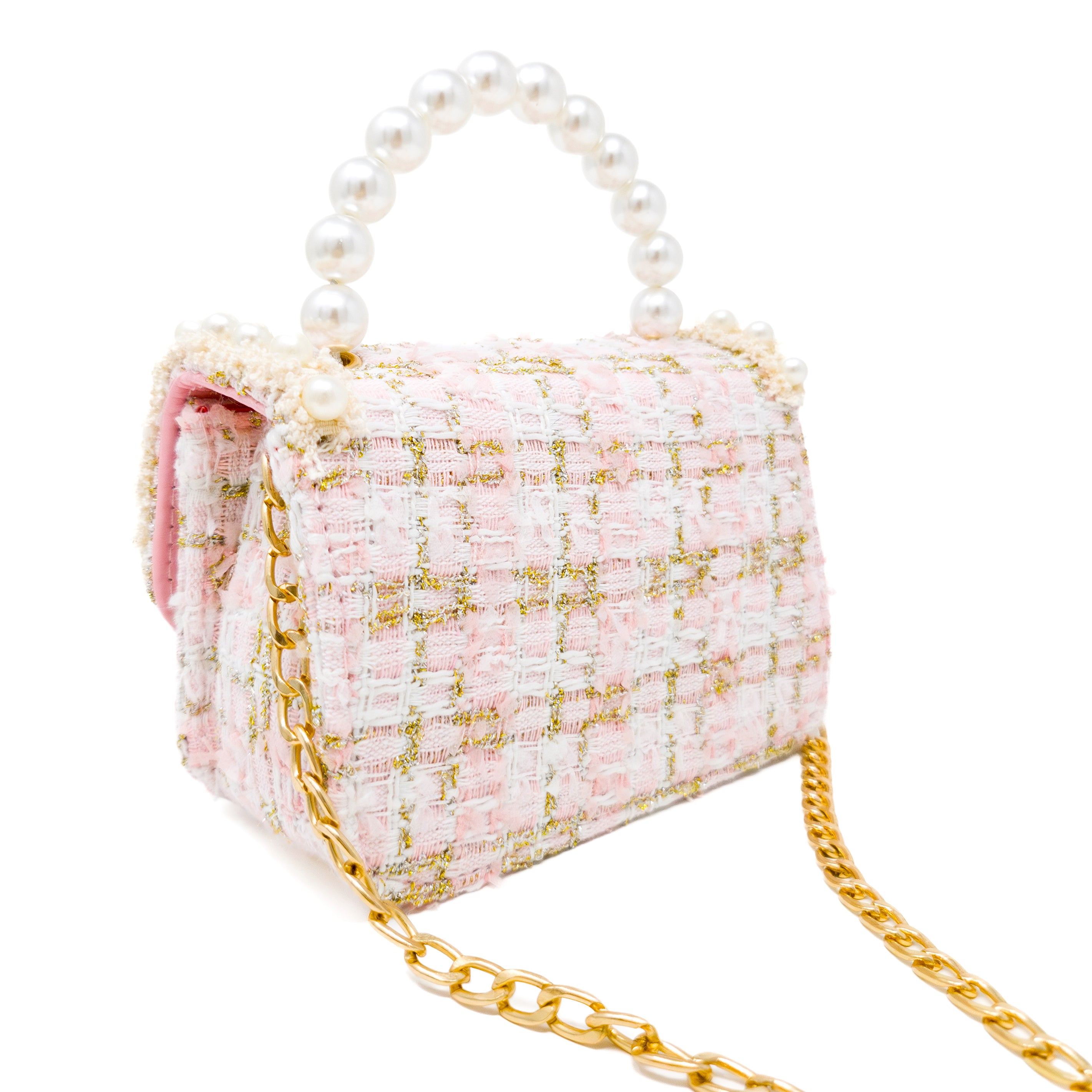 Puttisu Pearl Garden Rosy Peony. Pink handbag with gold chain strap on a white background